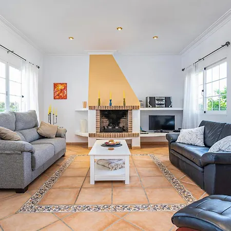 Awesome In Cala Bona With Kitchen Holiday home