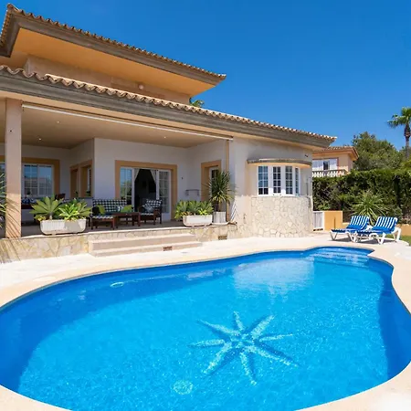 Awesome In Cala Bona With Kitchen Holiday home Cala Bona (Mallorca)
