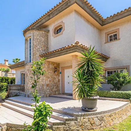 Awesome In Cala Bona With Kitchen *